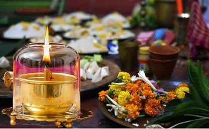 5.5 Inches Golden Brass Akhand Diya with Adjustable Bati With Lifting Screw Wick Holder and Borosilicate Glass