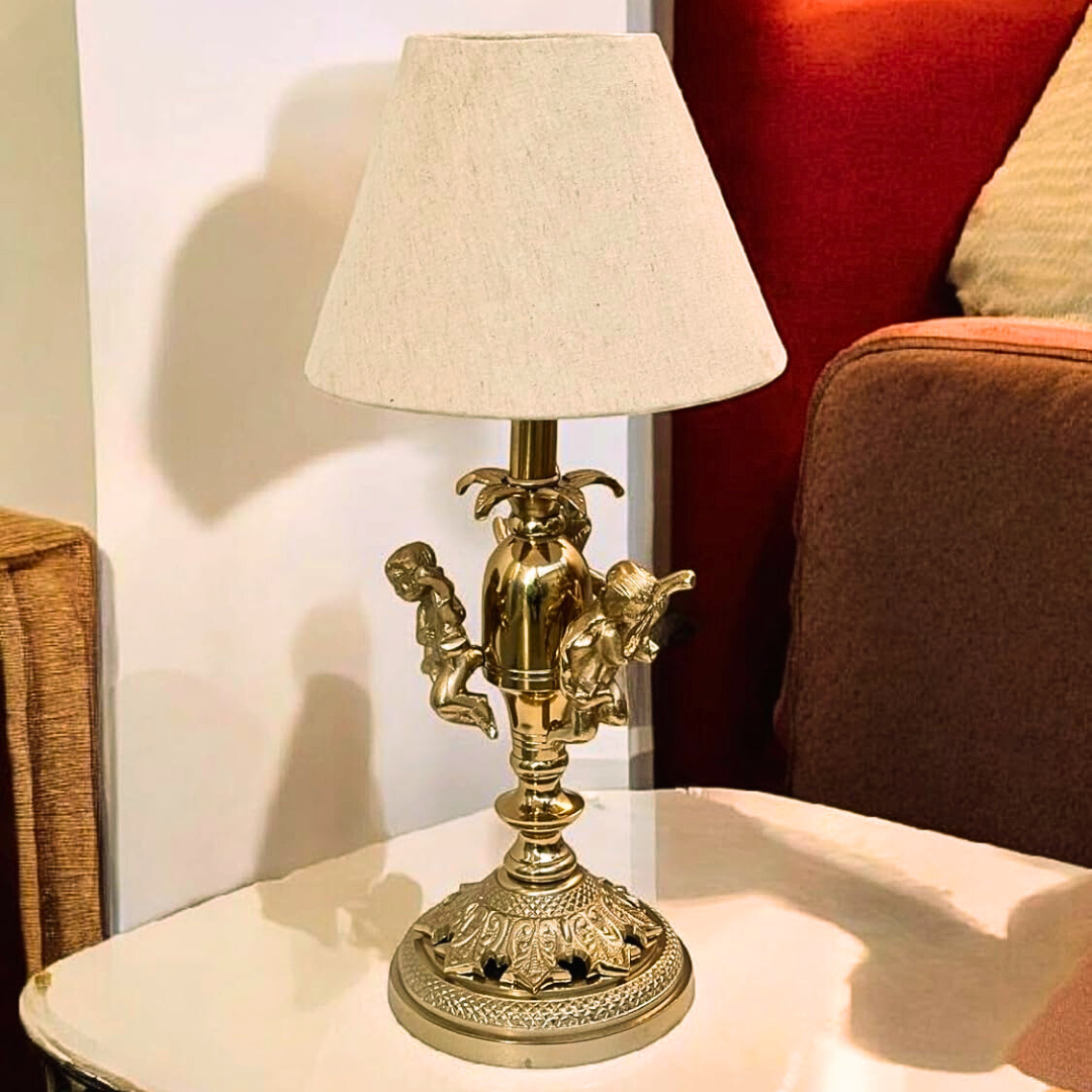 Antique Sculpture Casted Table Lamp for Bedroom, Living Room, Home Decoration. Size:54X 26 CM